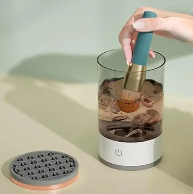 Портативний автоматичний очищувач пензлів для макіяжу Makeup Brush Cleaner USB Білий 4
