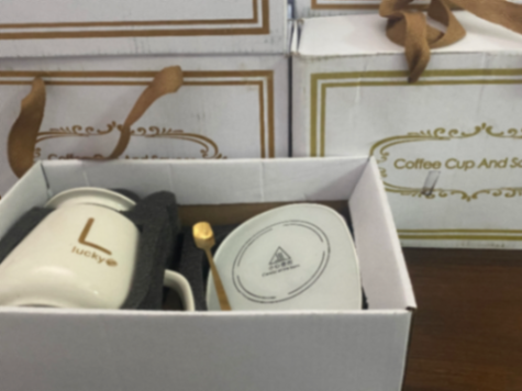 Подарунковий набір Чашка з підігрівом та ложечкю білий 5